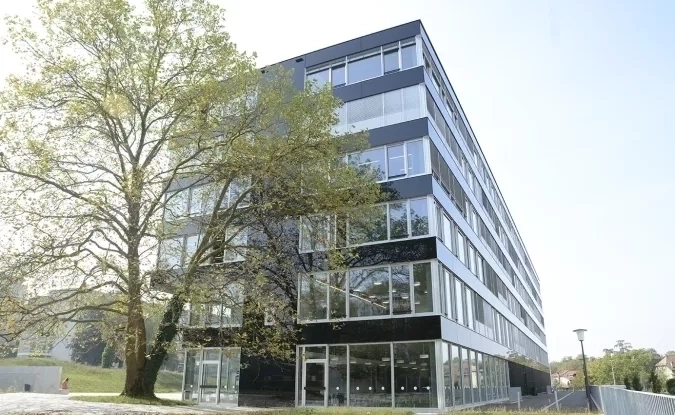 Photo du Bâtiment B de la HEG