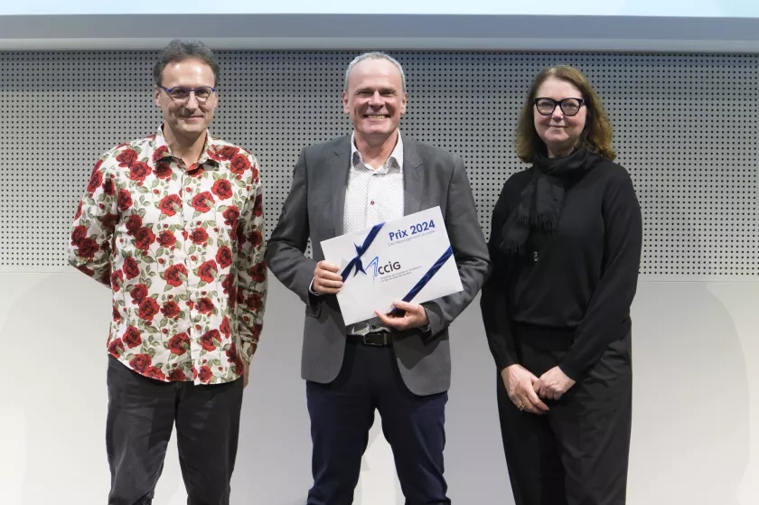 Prix DAS en Management Durable, CCIG, décerné à Pierre-André Gremaud par par Nathalie Hardyn