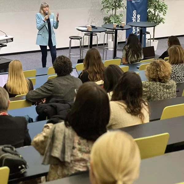 Hélène De Vos Vuadens - FC & HR Genève conférence du 18 nov. 2025